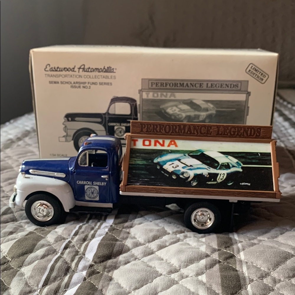 Eastwood Automobilia Vintage—1995 Collectible Die Cast Truck 🆕